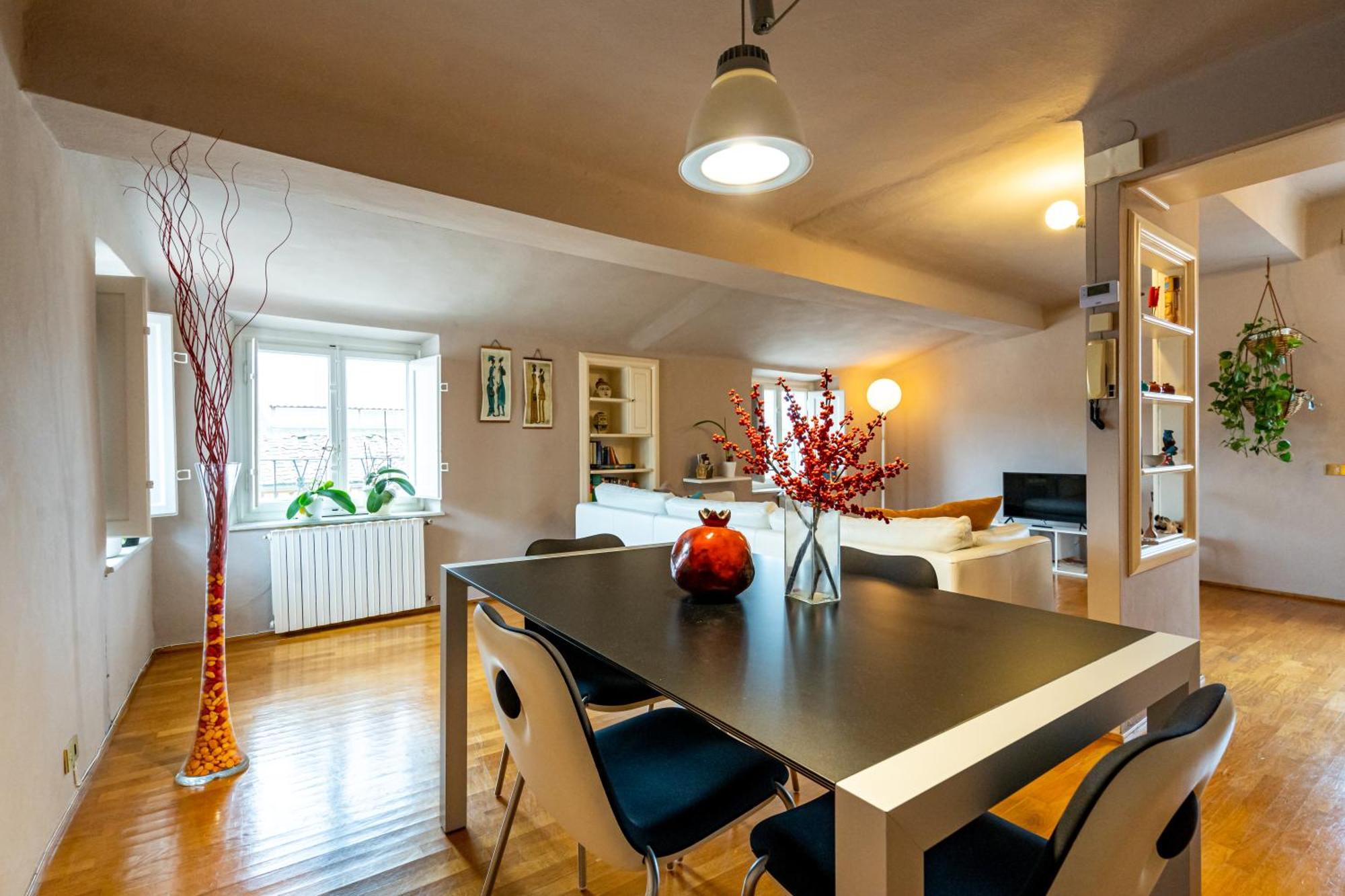 Cozy Apartment With A View On The City Walls Λούκα Εξωτερικό φωτογραφία